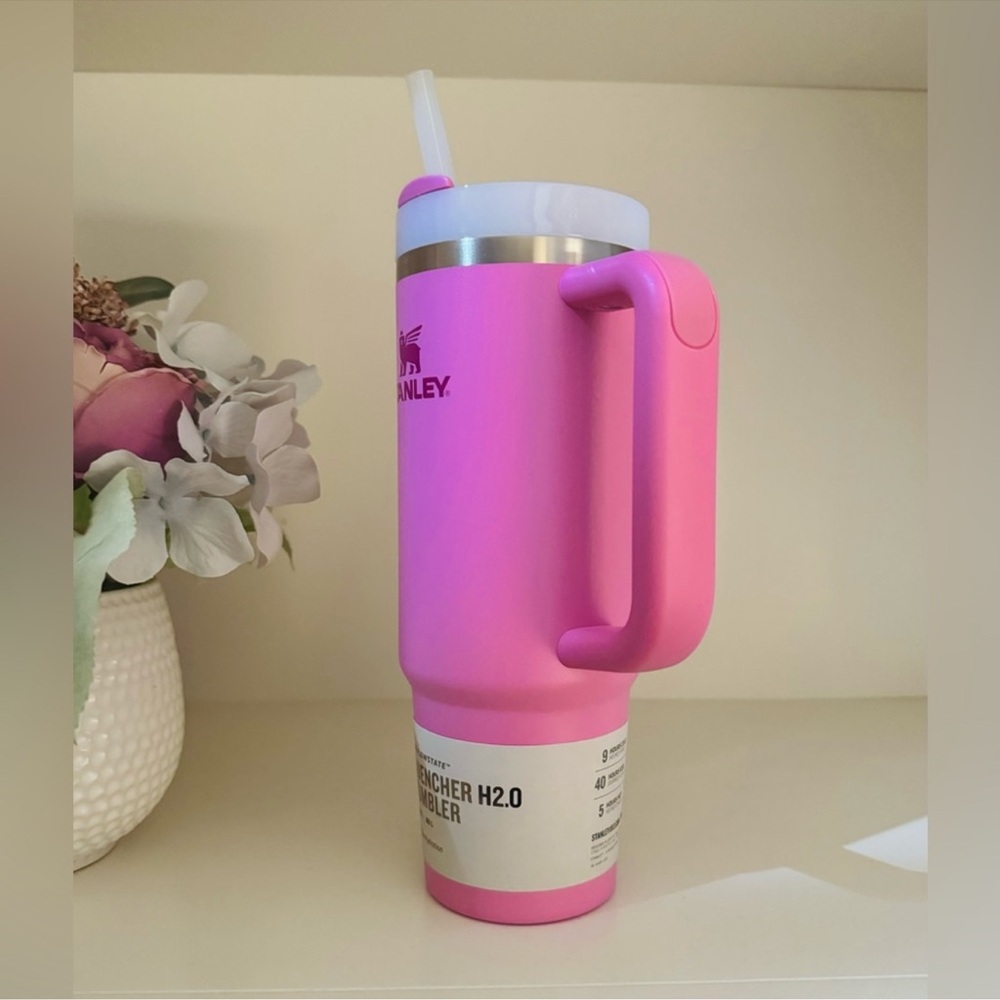 🎉LAST CHANCE🎉Stanley 30oz Quencher H2.0 FlowState Tumbler Peony - Picture 3 of 9